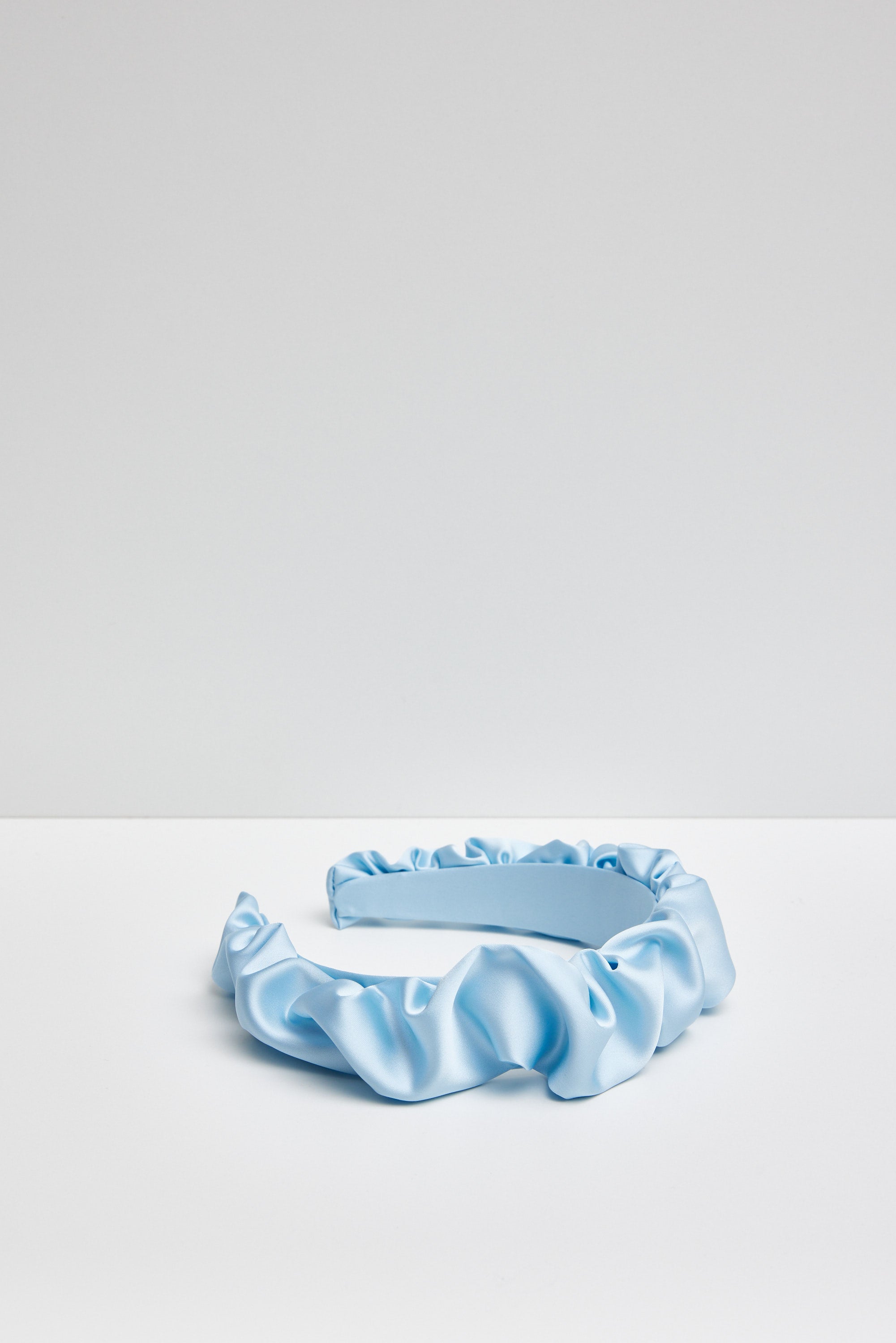Bandeau Clueless / Satin bleu clair