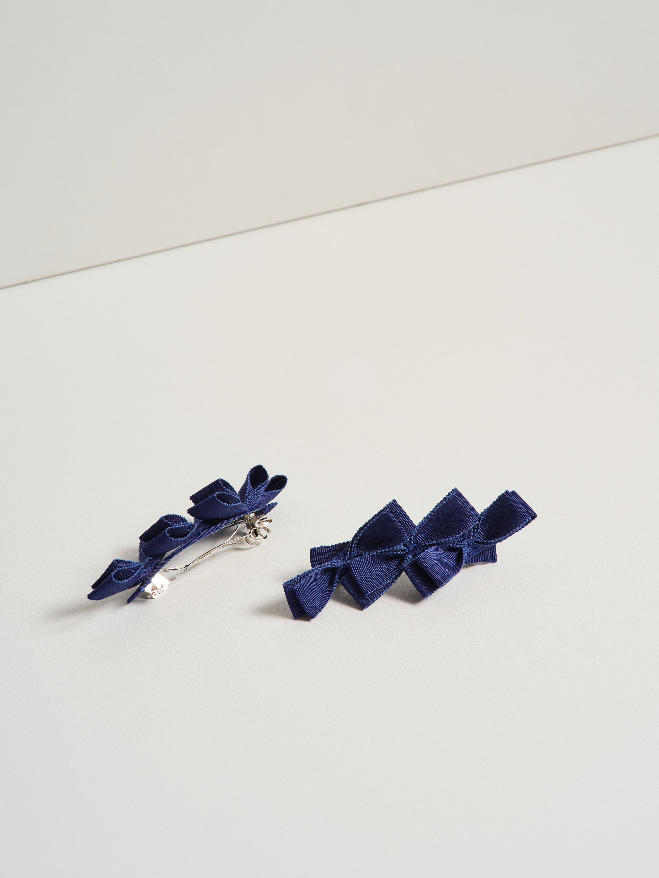 Forget me not bow hair clip - 10 colour options