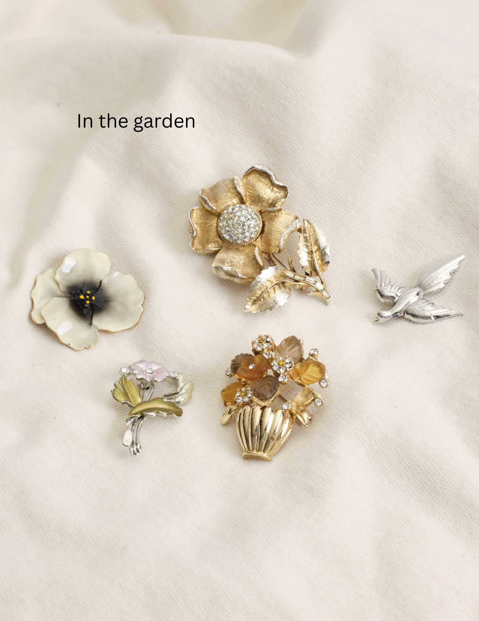 Vintage brooches | Clusters of 5 | 18 Curated Collections