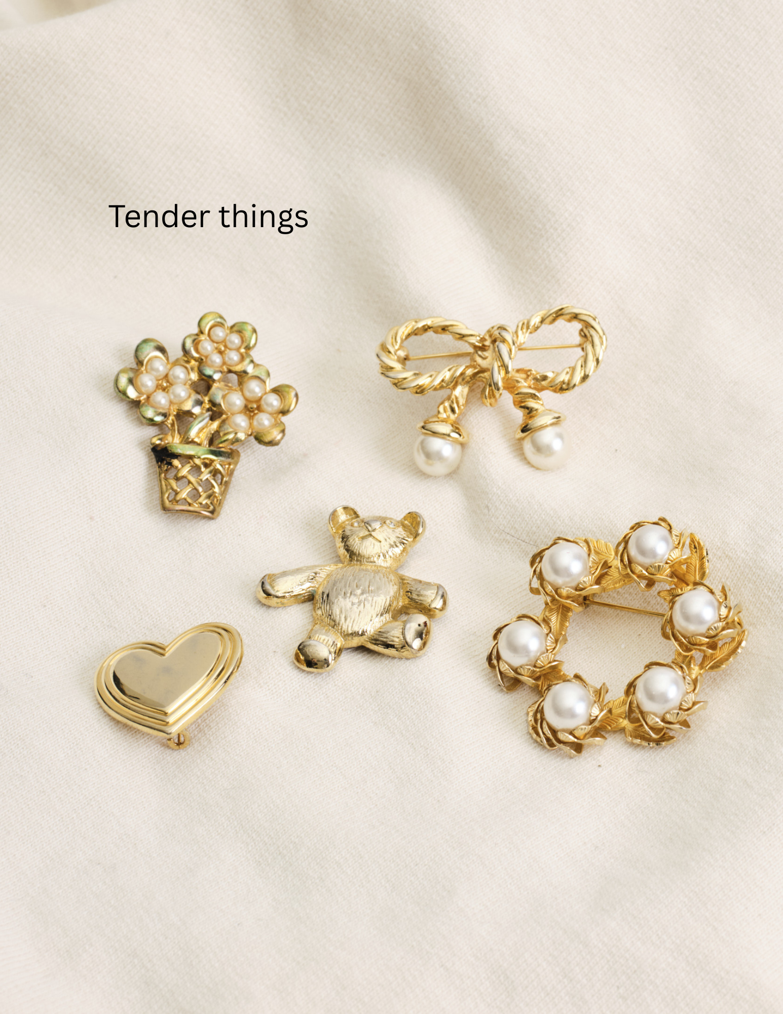 Vintage brooches | Clusters of 5 | 18 Curated Collections
