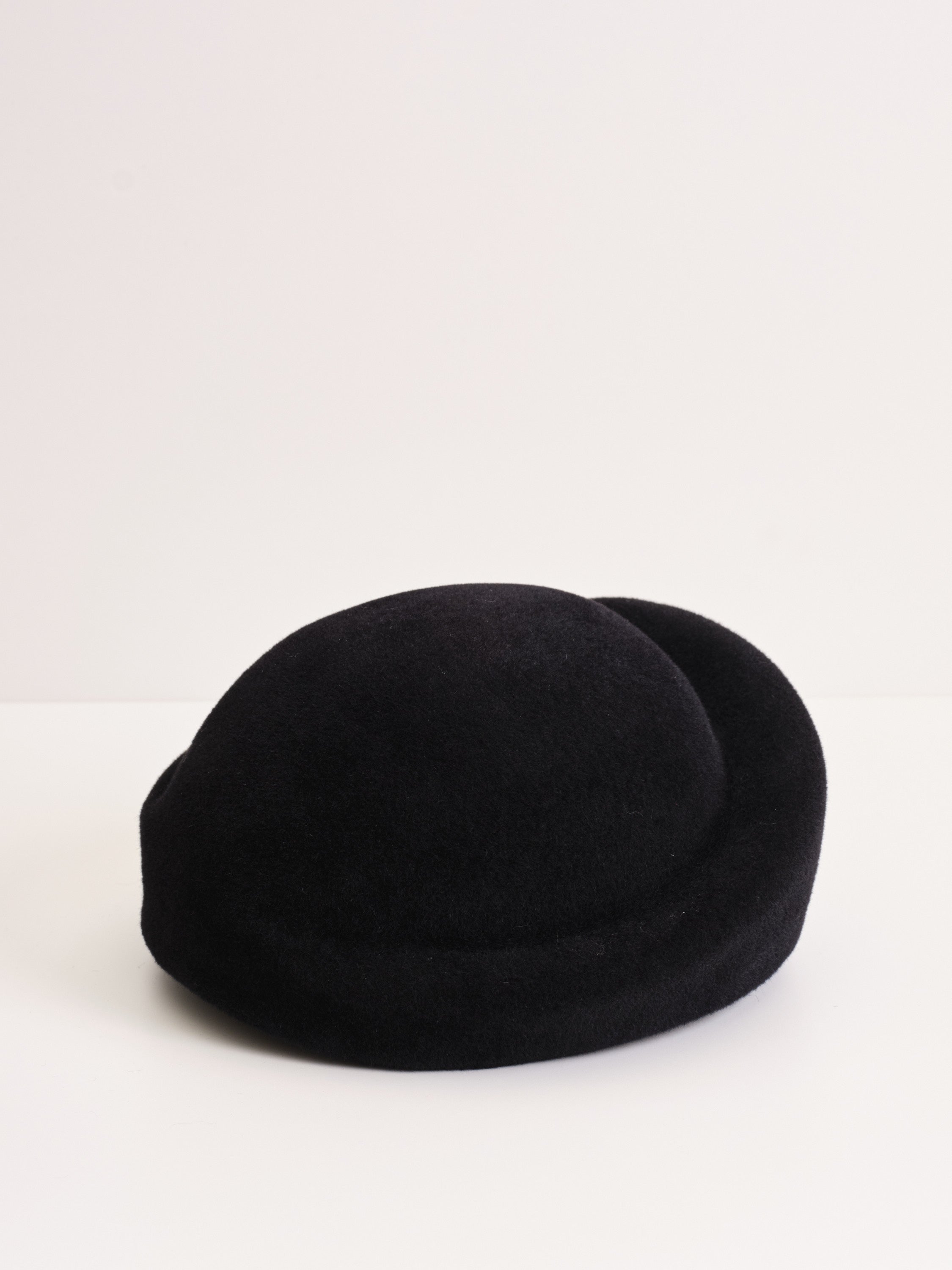 Arc- Pick your colour amongst 60 colour options / Pre-order ends January 21th