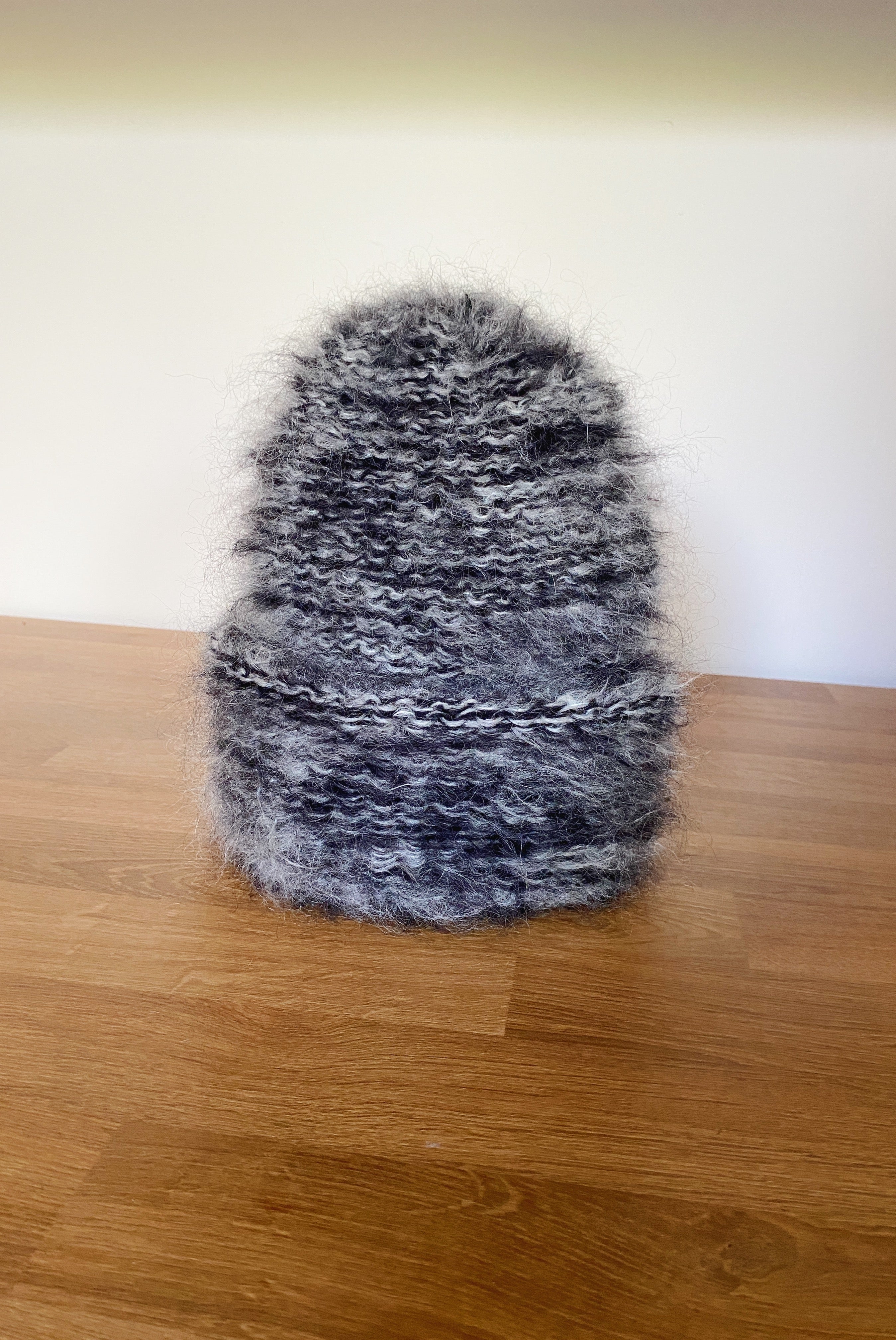 Cloud mohair beanie | Heathered B&W