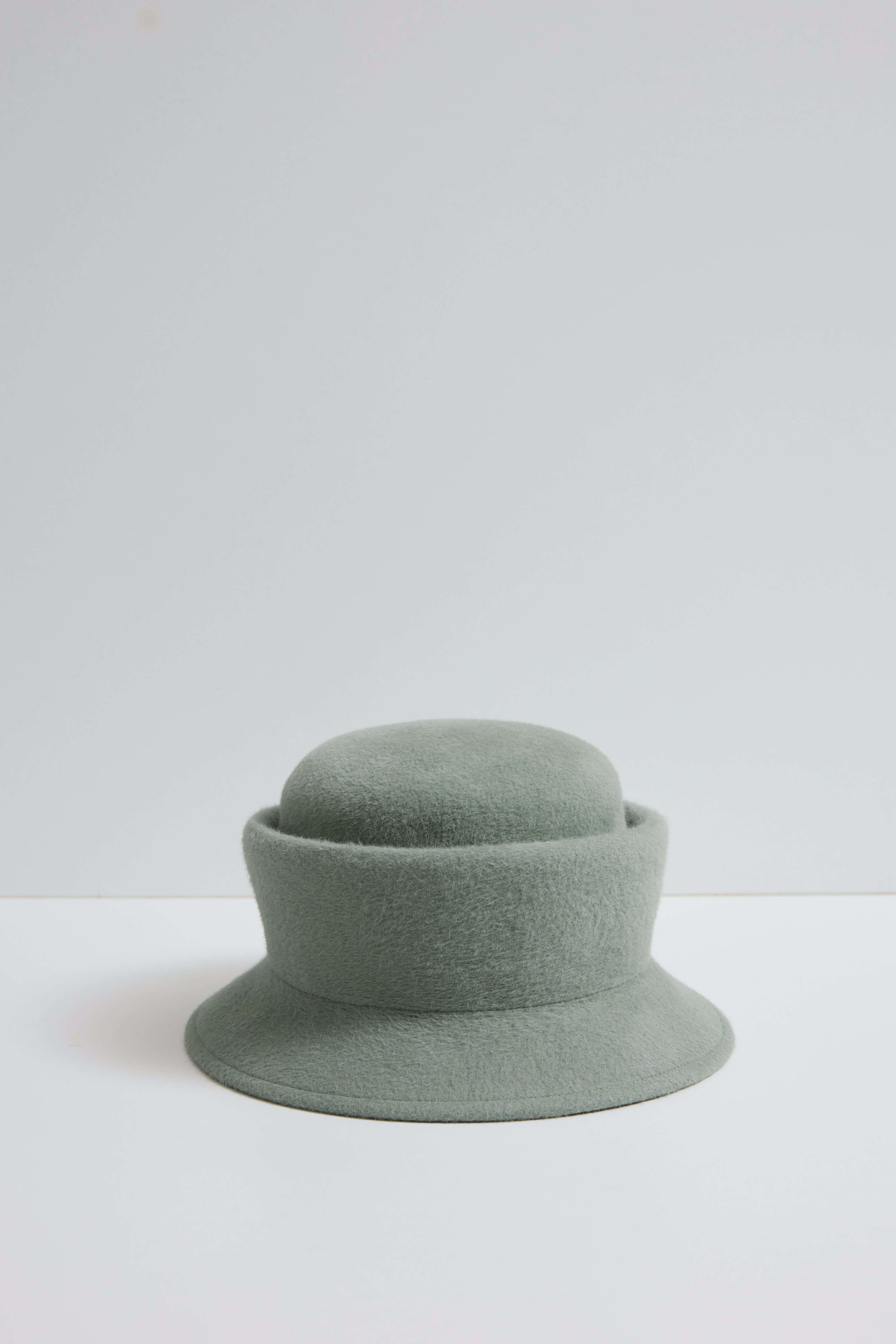 Liz - Sage green