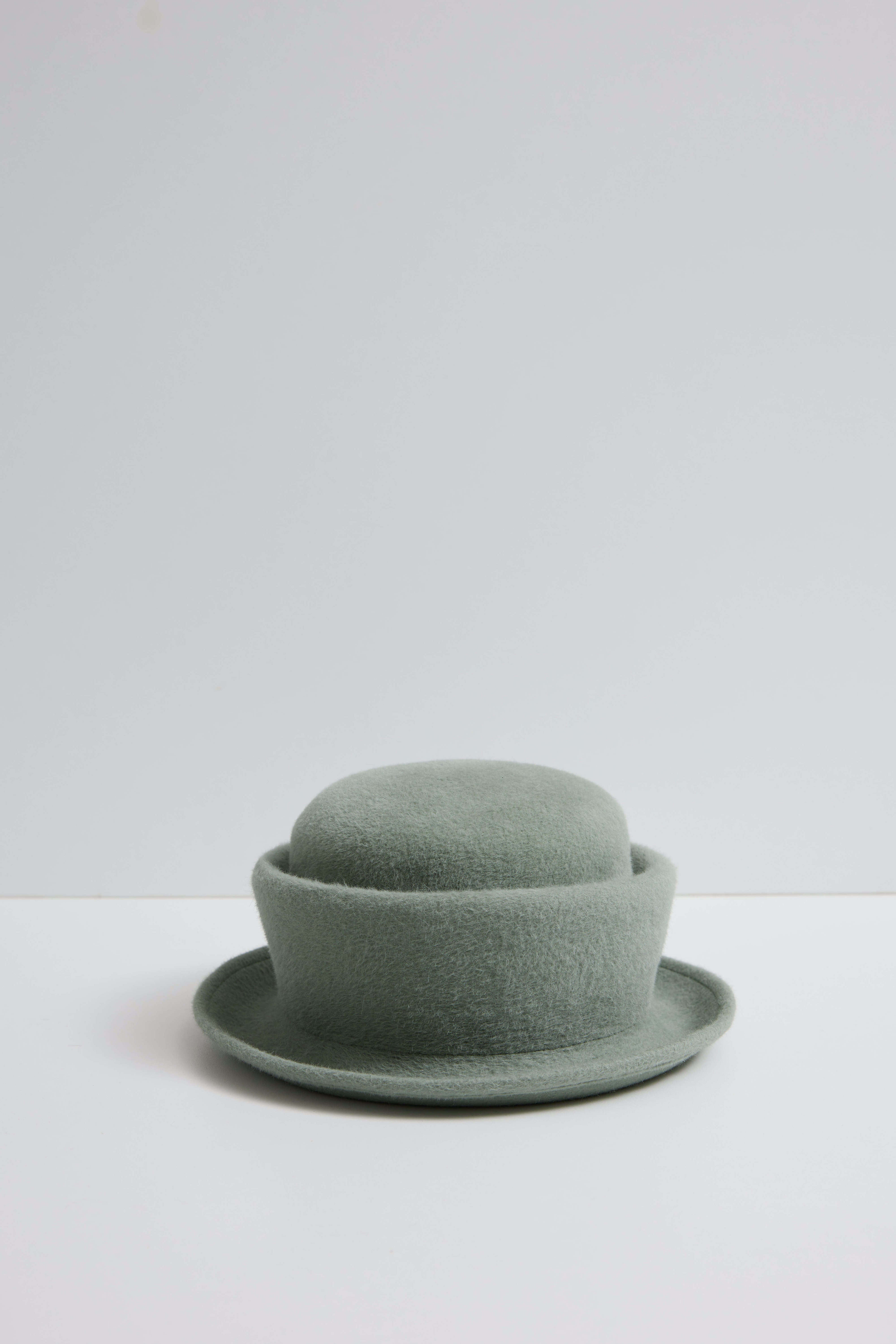 Liz - Sage green