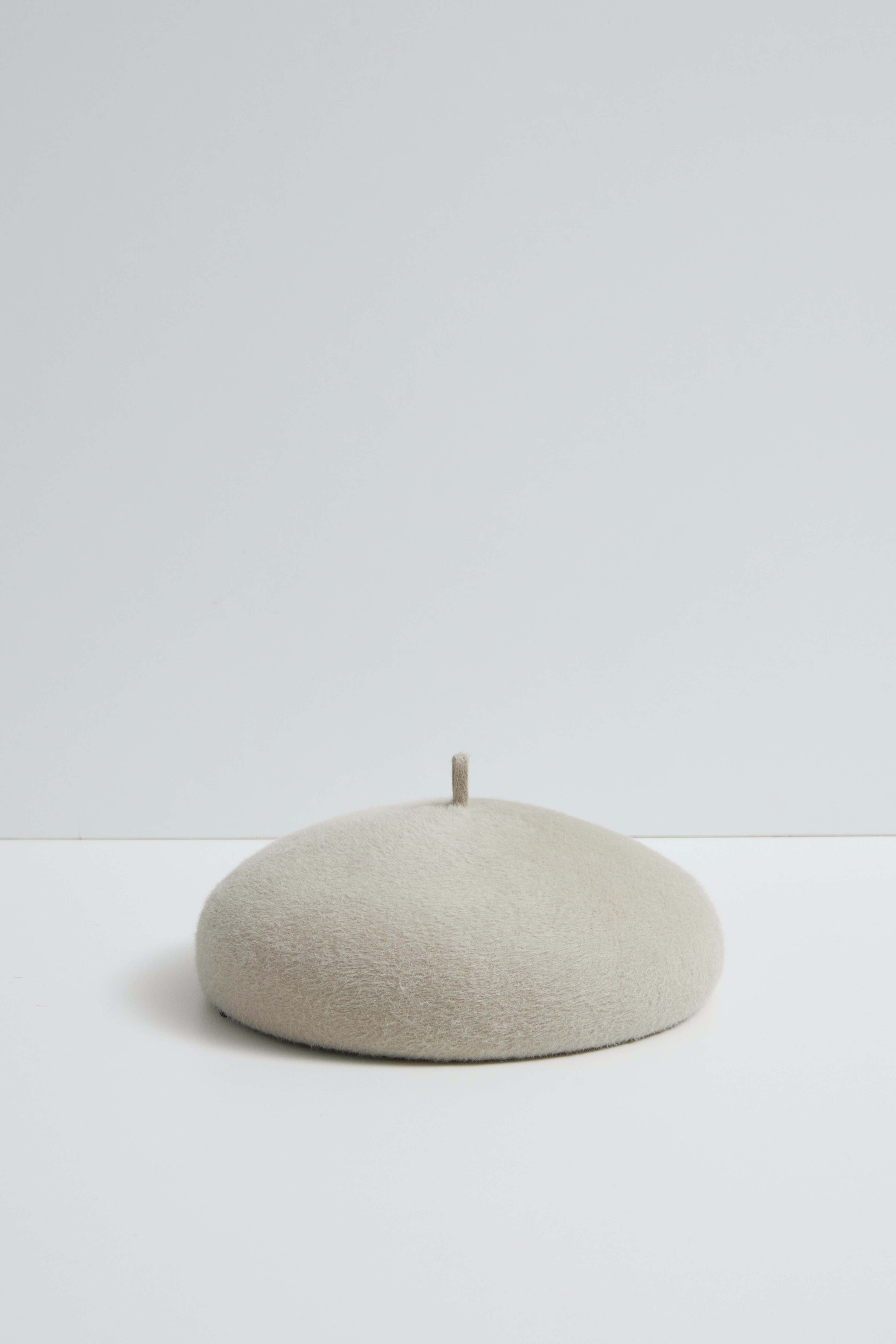 Medulla - A Modern, Minimalist Beret with Hidden Elastic for Secure Fit - Silverbelly