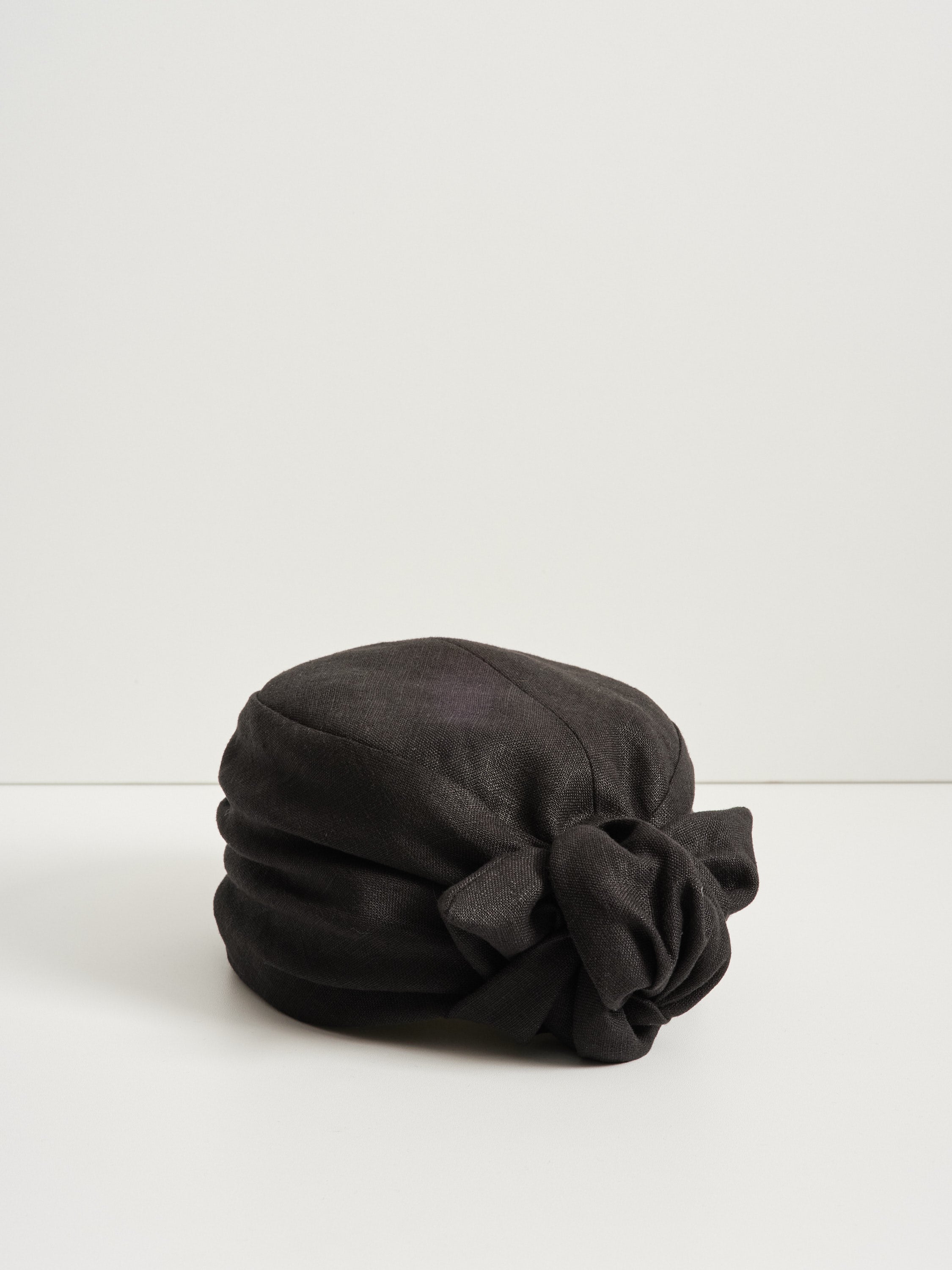 Parelli knotted turban hat - Black linen