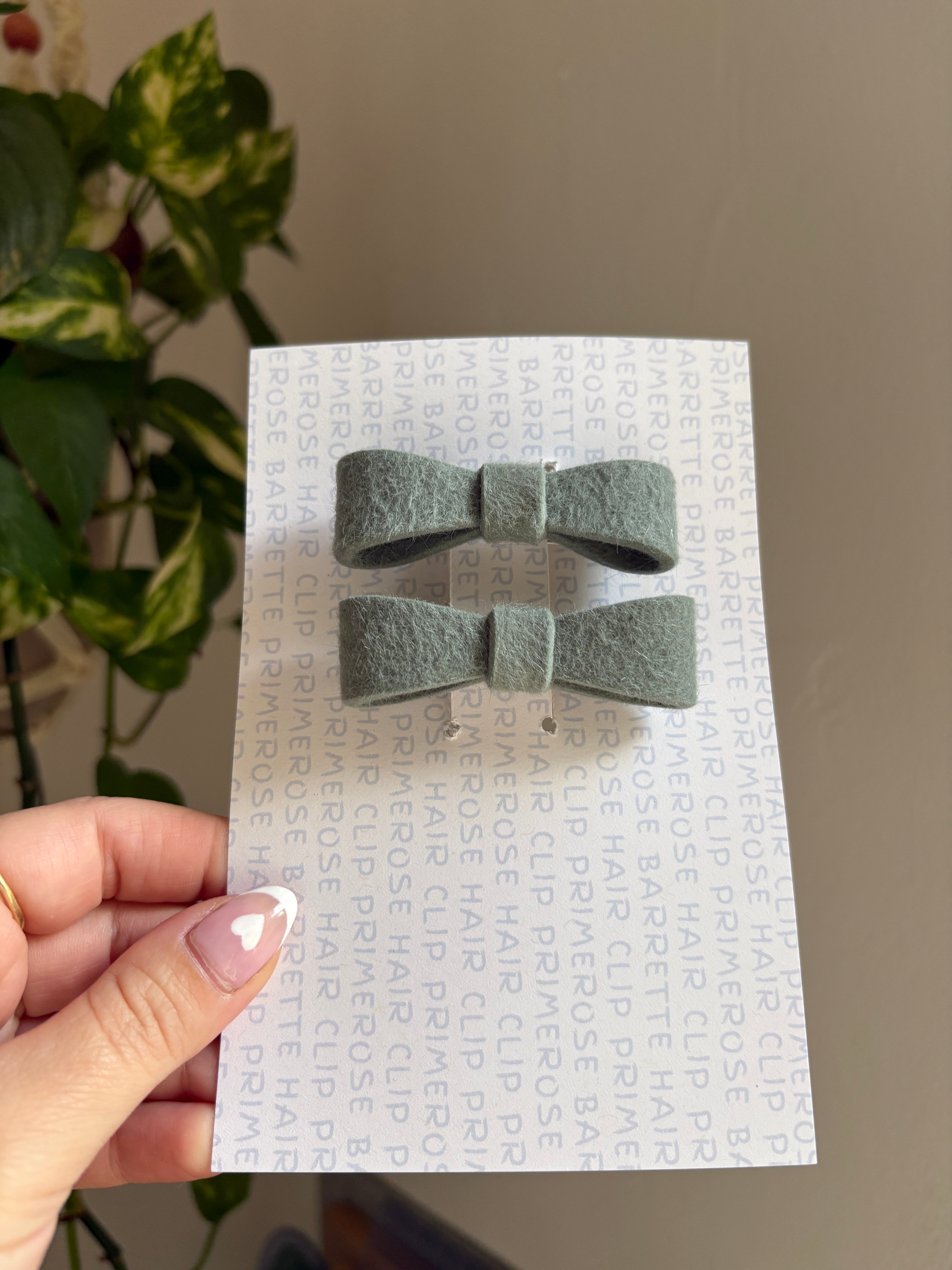 Primerose mini hair clip - 13 Colour options