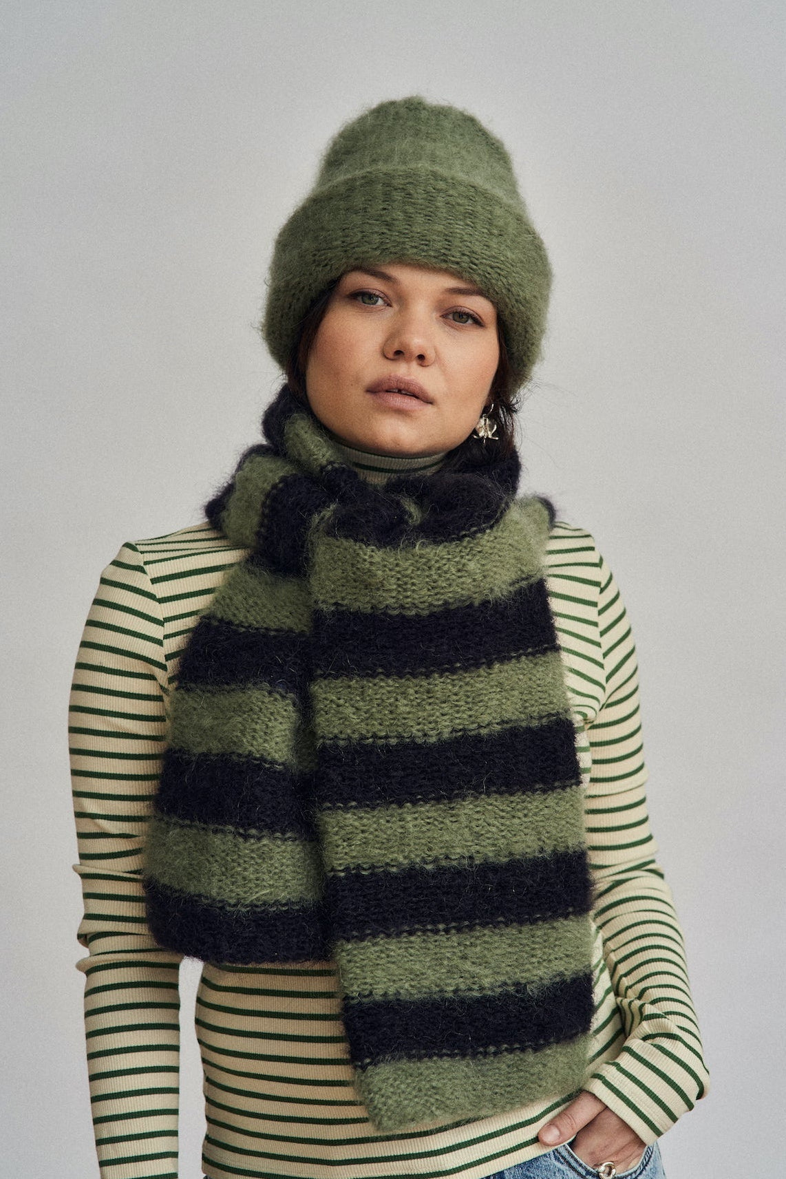 Foulard en mohair Cloud | Rayures Vert Sauge
