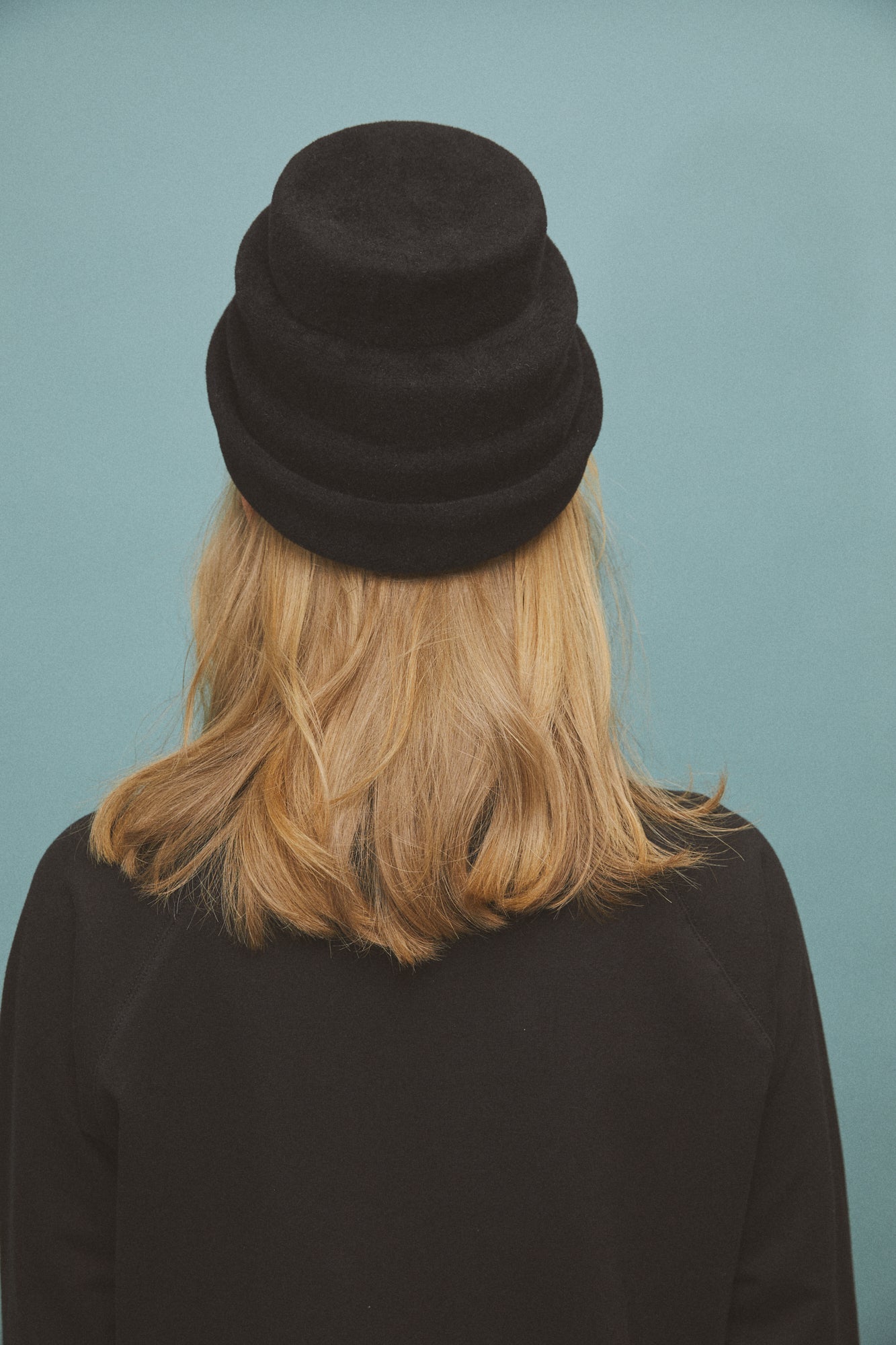 Steppe | Tiered Statement Felt Hat | Black