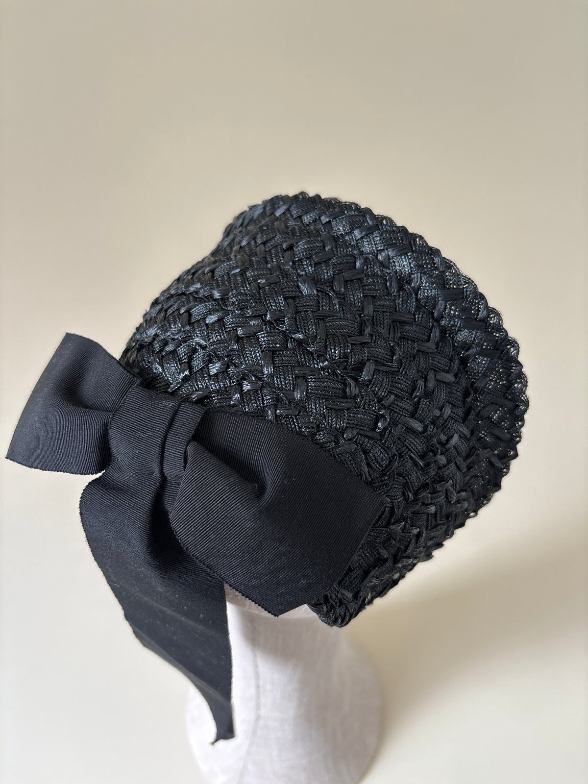 Vintage hat #015 | 1940's Black straw half hat bonnet with large grosgrain bow