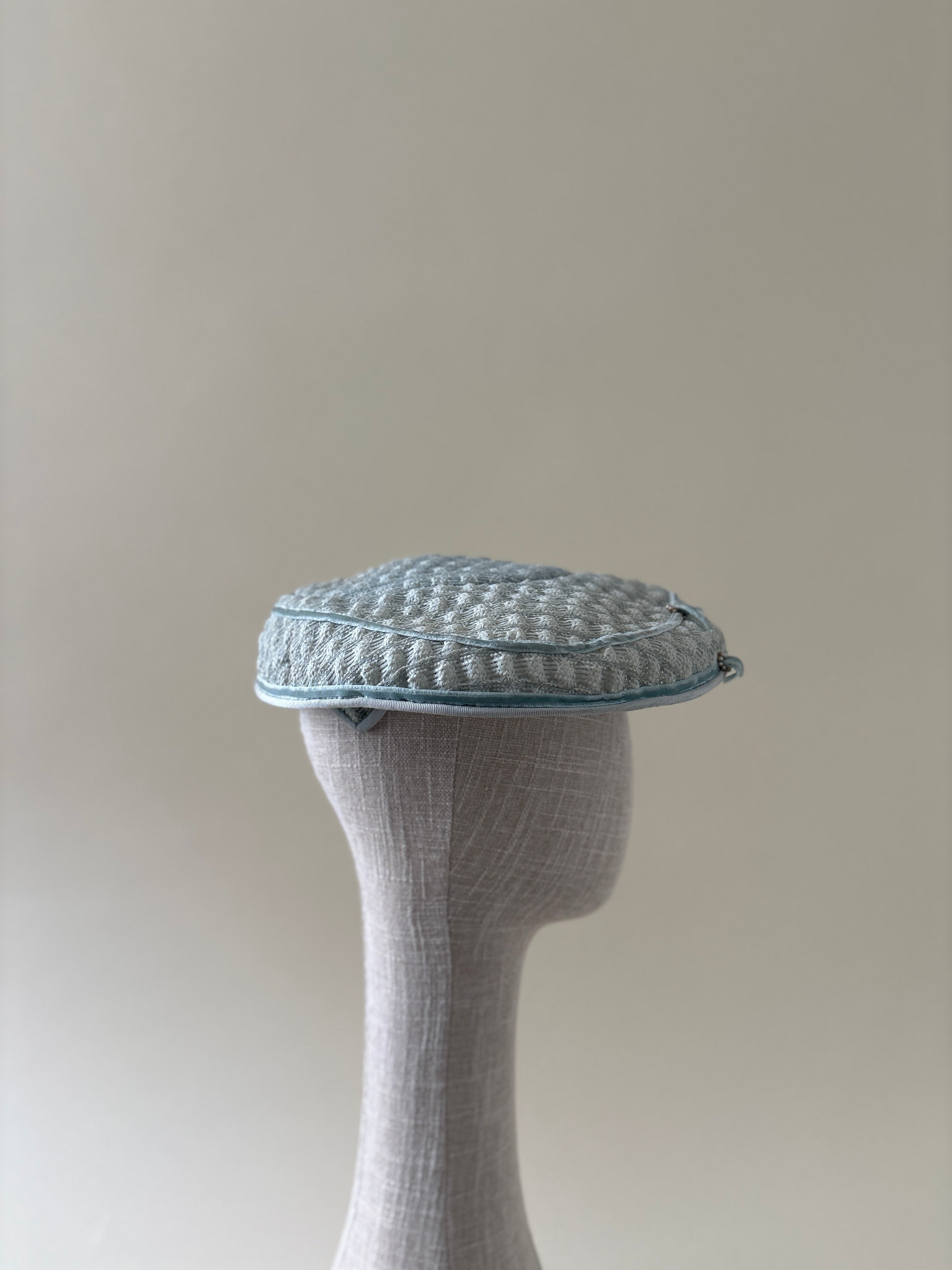 Vintage hat #024 | 1950's Light blue straw mushroom hat