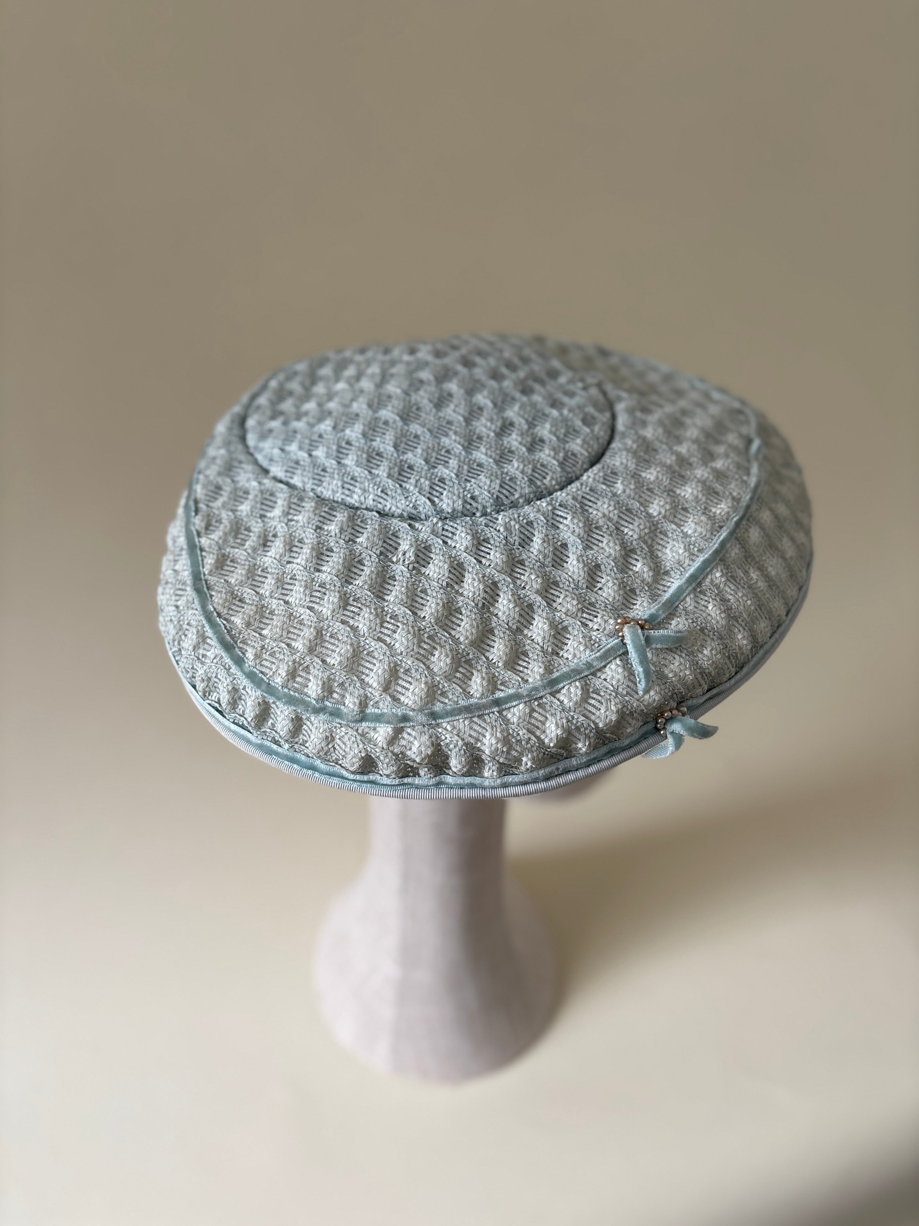 Vintage hat #024 | 1950's Light blue straw mushroom hat