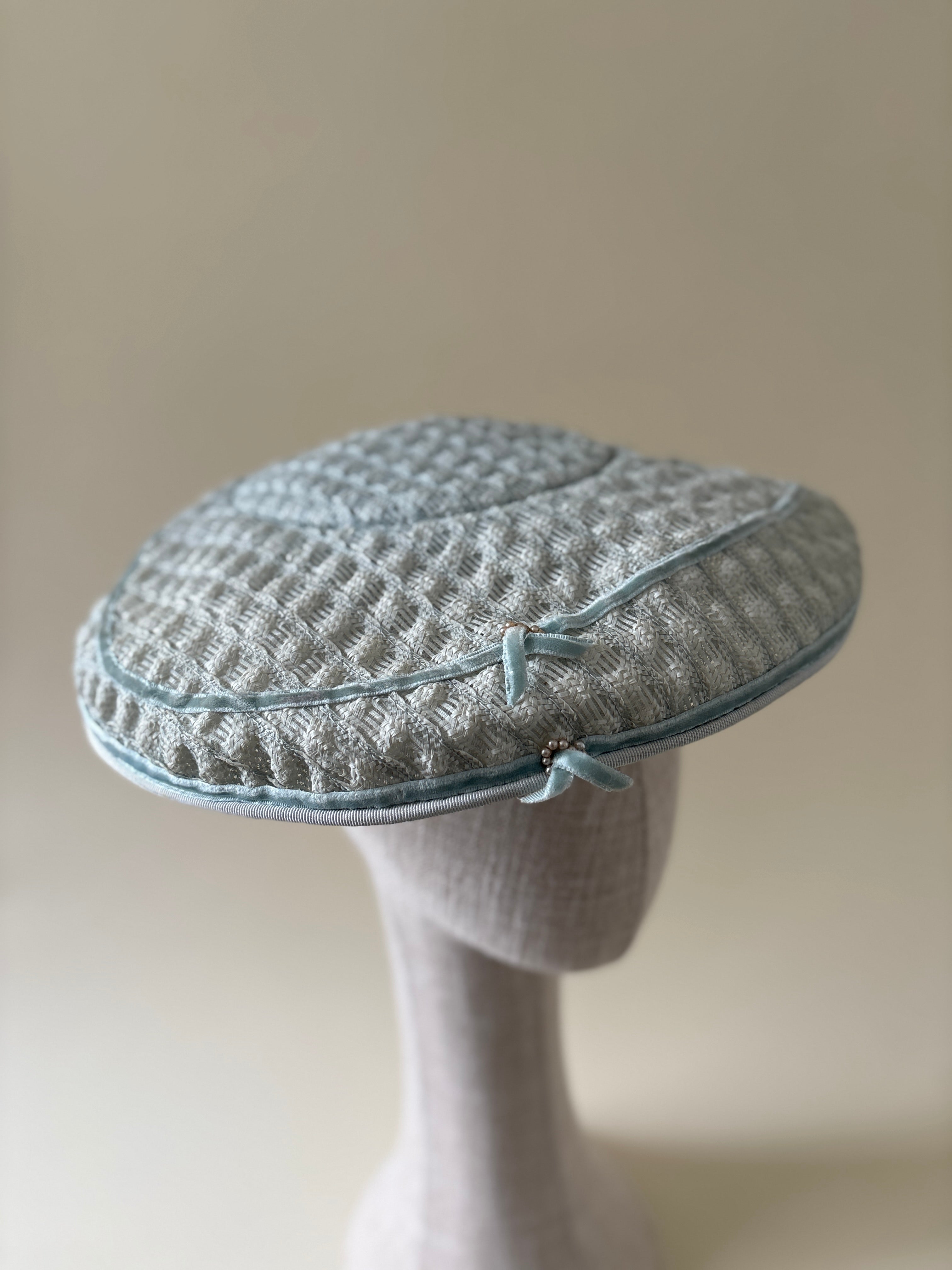 Vintage hat #024 | 1950's Light blue straw mushroom hat