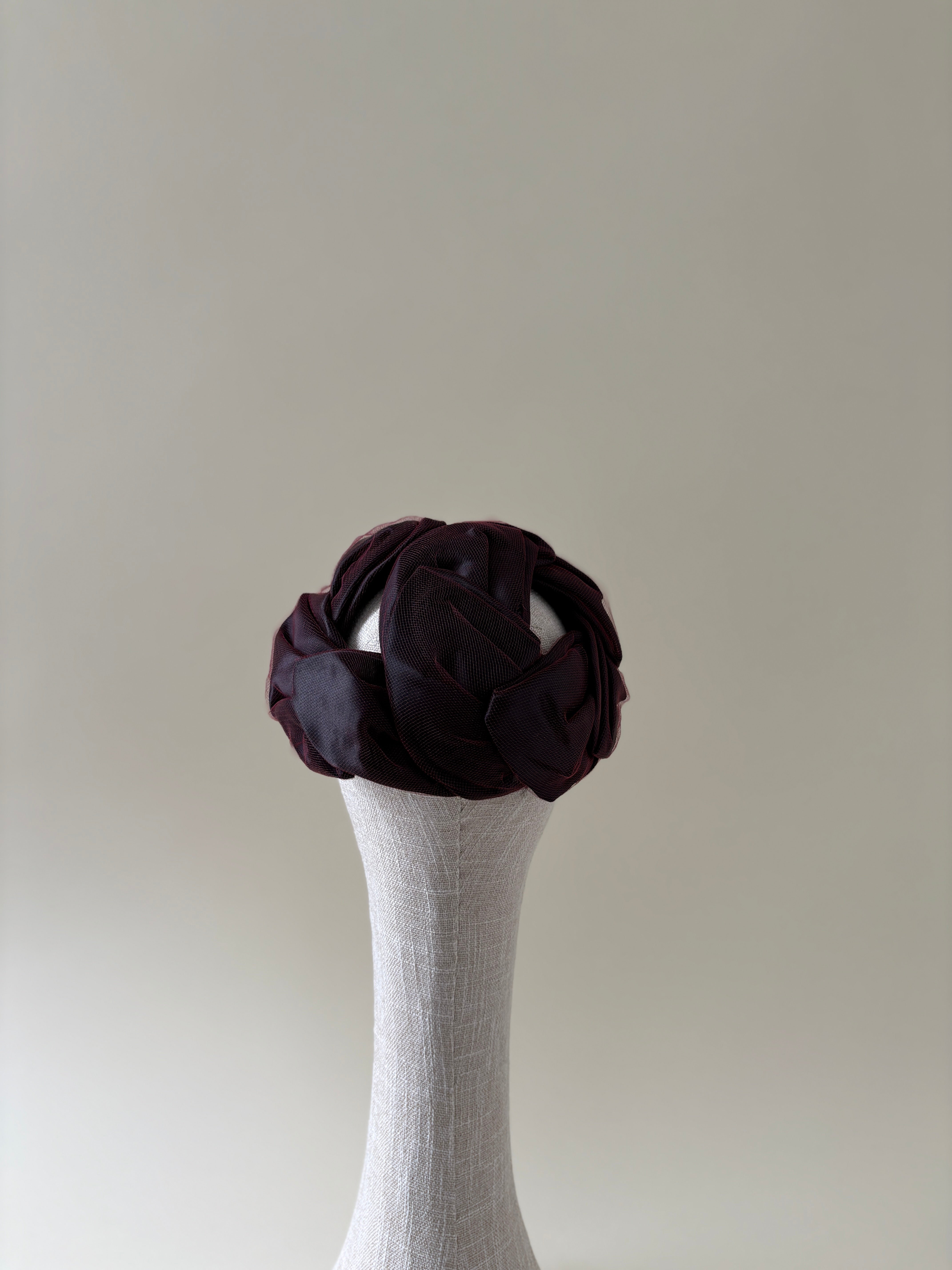 Vintage hat #069 | 1950's Burgundy cocktail hat