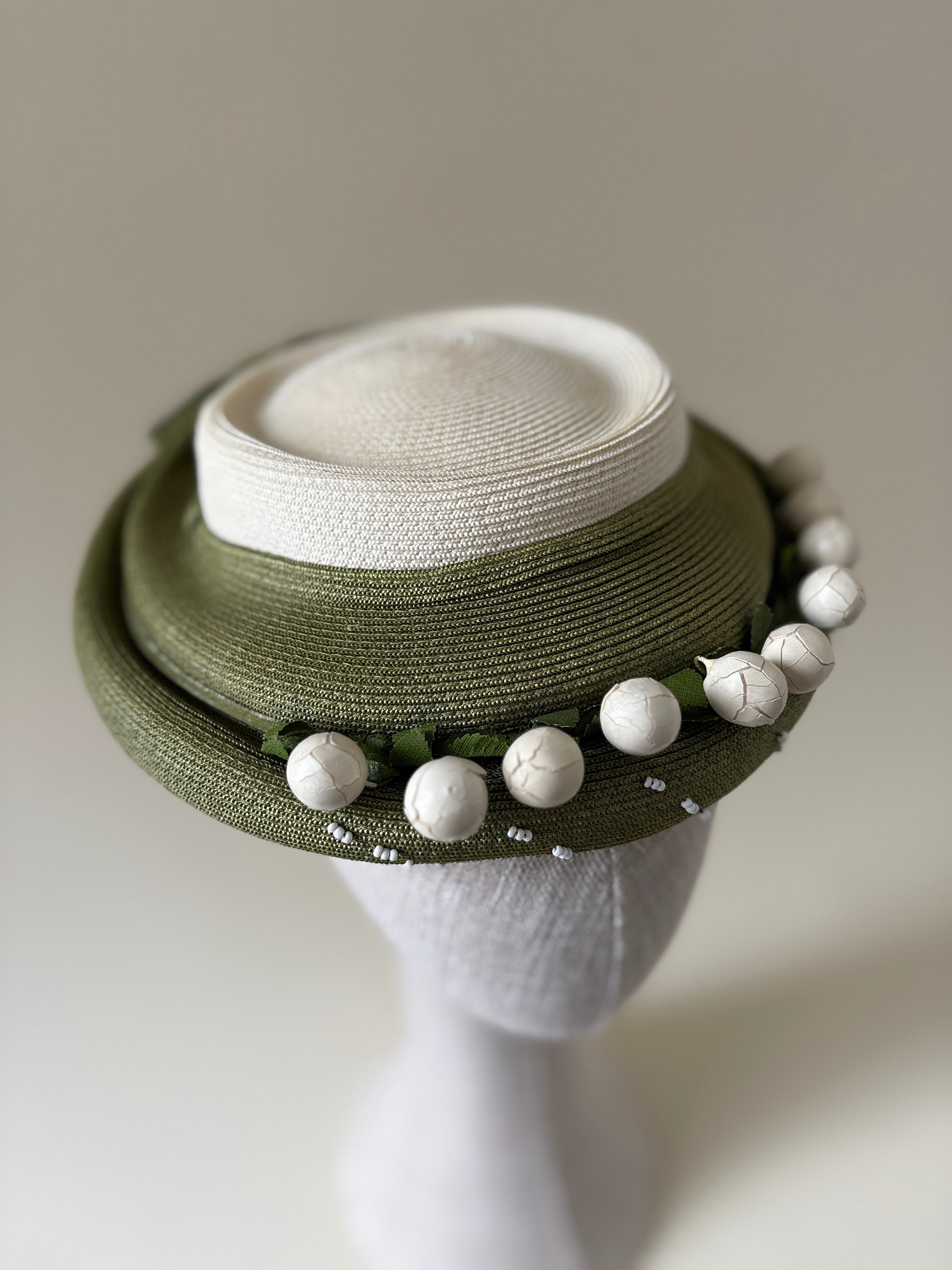 Vintage hat #010 | 1950's Green and white straw mushroom hat