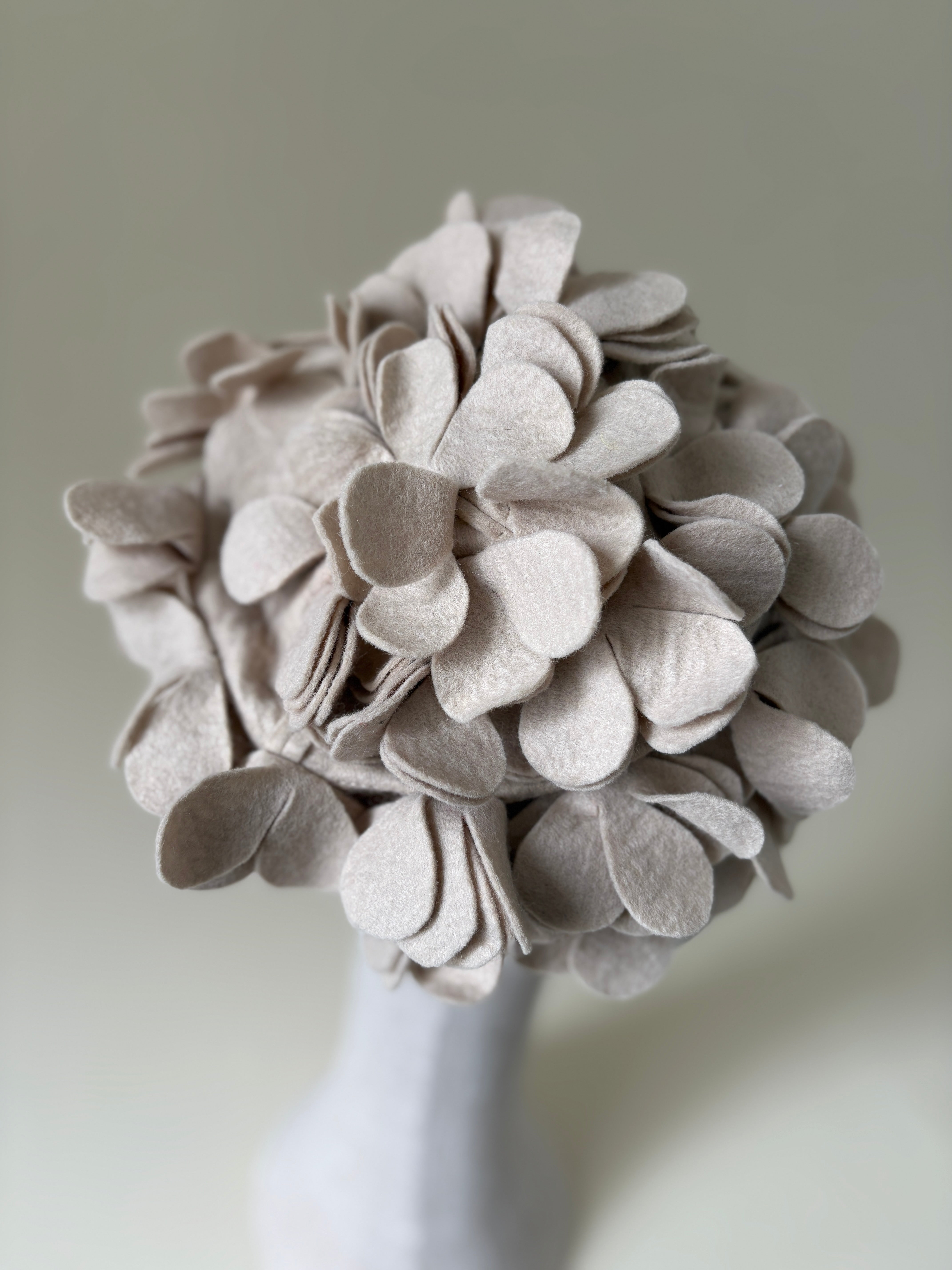 Vintage hat #060 | 1960's Felt "bathing cap" hat