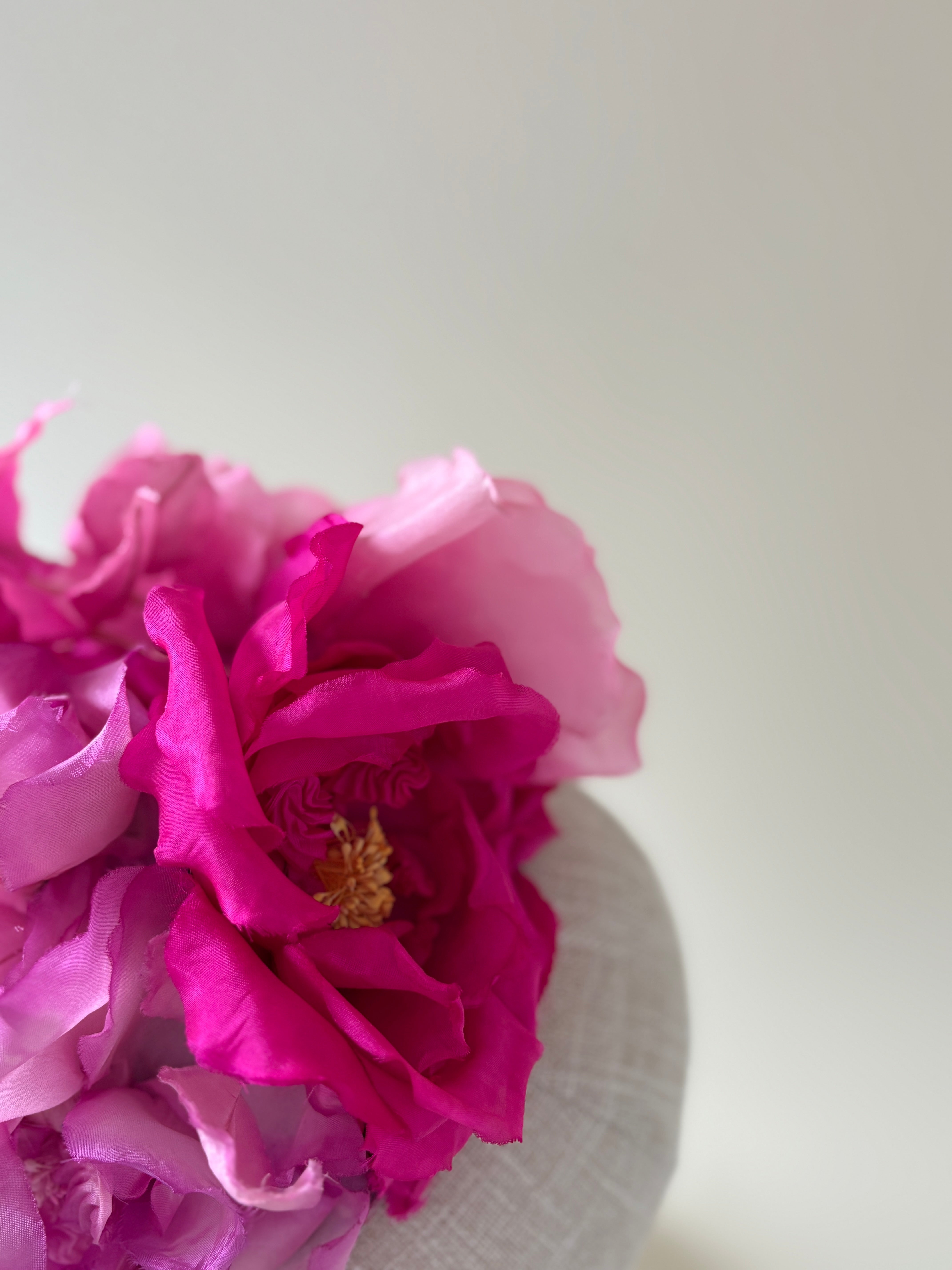 Vintage hat #007 | 1940's pink silk flower fascinator