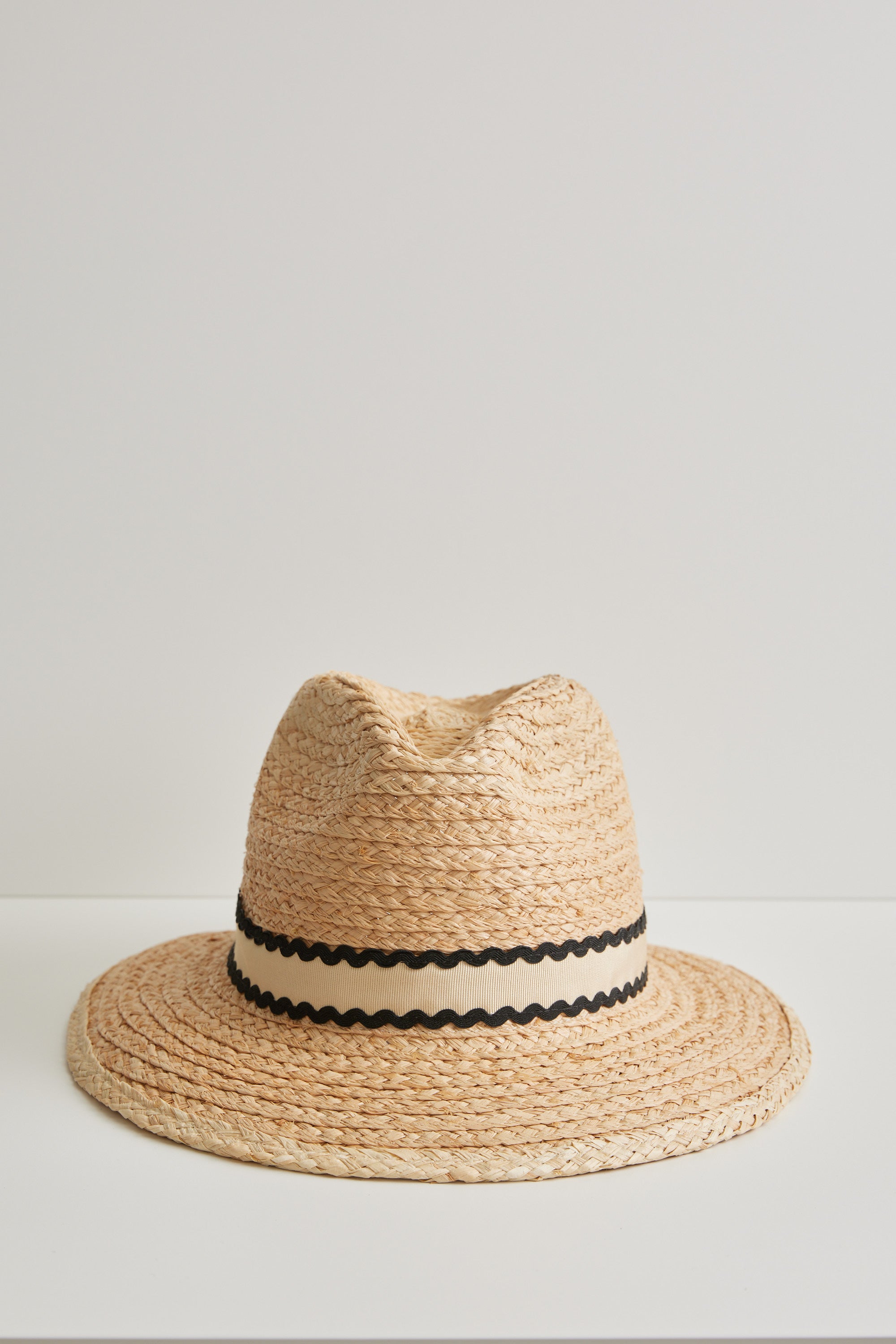 Anemone - Adjustable straw fedora hat - Natural ribbon with black ric-rac