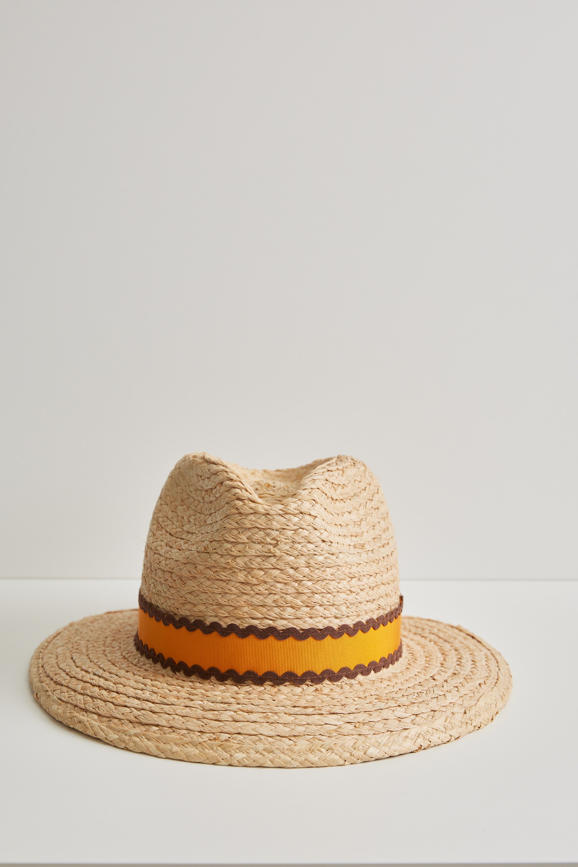 Anemone - Adjustable straw fedora hat - Orange ribbon with brown ric-rac