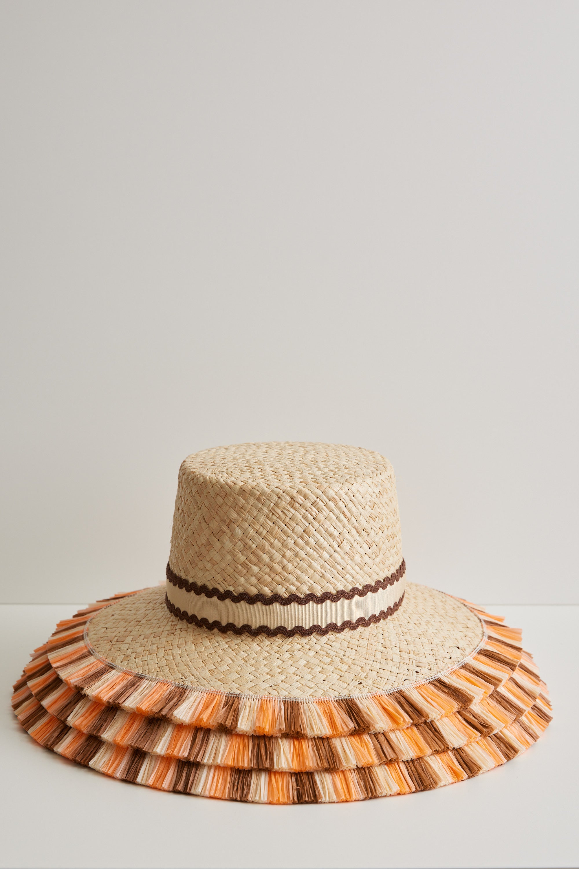 Calcarella straw hat - Orange and brown straw fringe and detachable ribbon