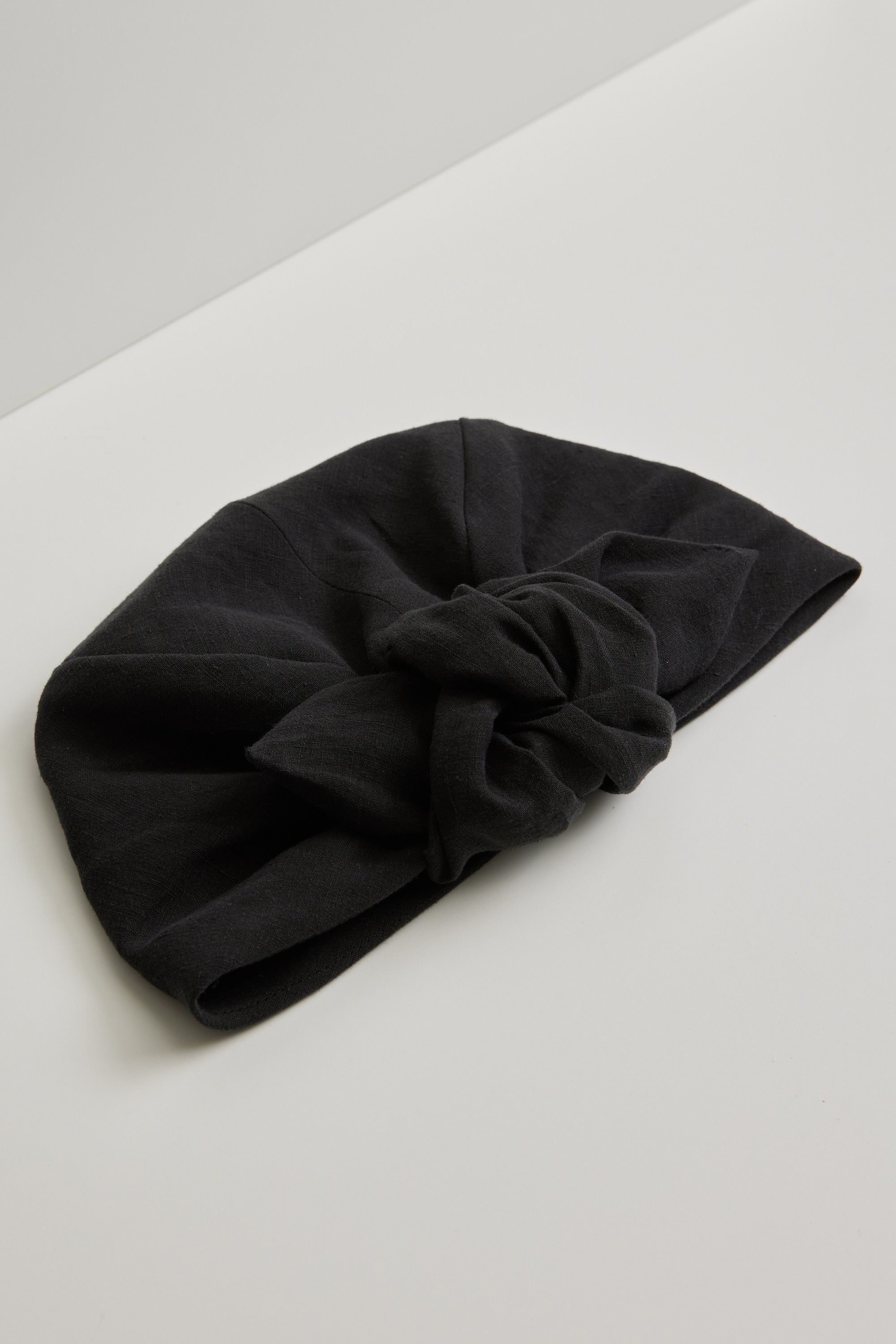 Parelli knotted turban hat - Black linen